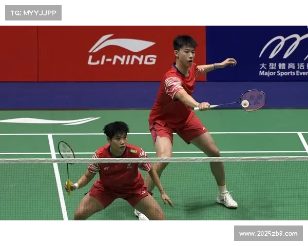 冯彦哲-黄东萍直落两局取胜,混双展现统治力 冯彦哲-黄东萍直落两局取胜,混双展现统治力